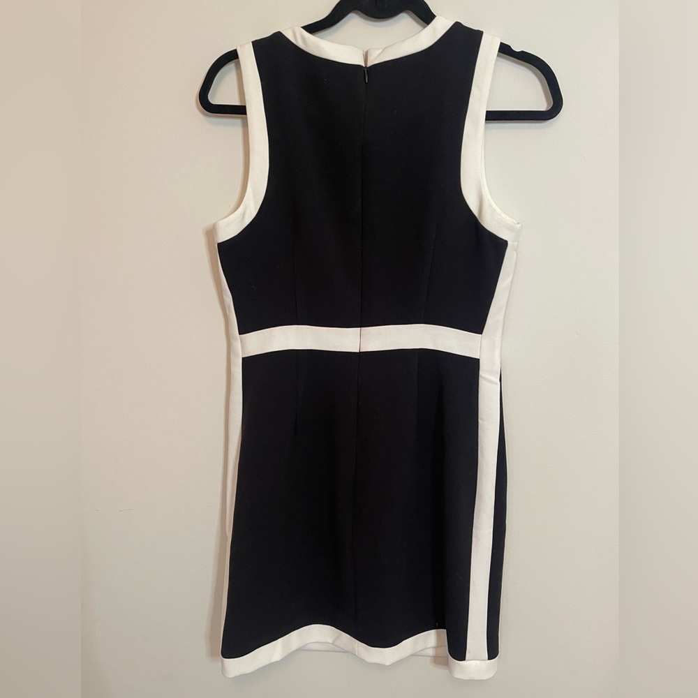 Black and white above knee dress , size M - Picture 6 of 6